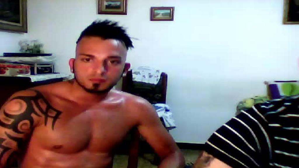 cubanalexis Live Webcam [2017/06/06 - 23:46:20]