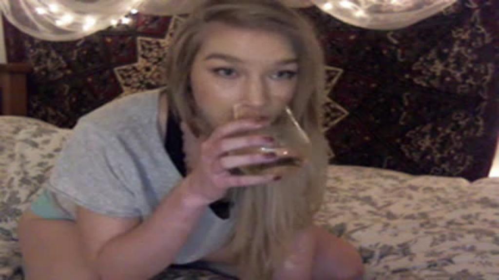 elleure Porn Video [2017/05/08 - 09:00:24]