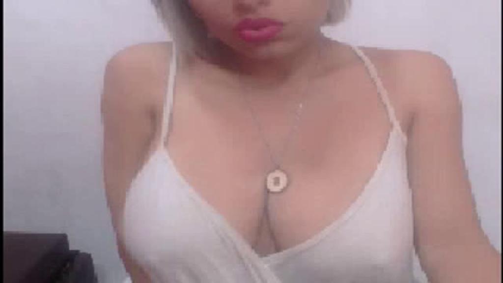 hotjuicykittyx Riding Movie [2017/07/05 - 12:36:28]