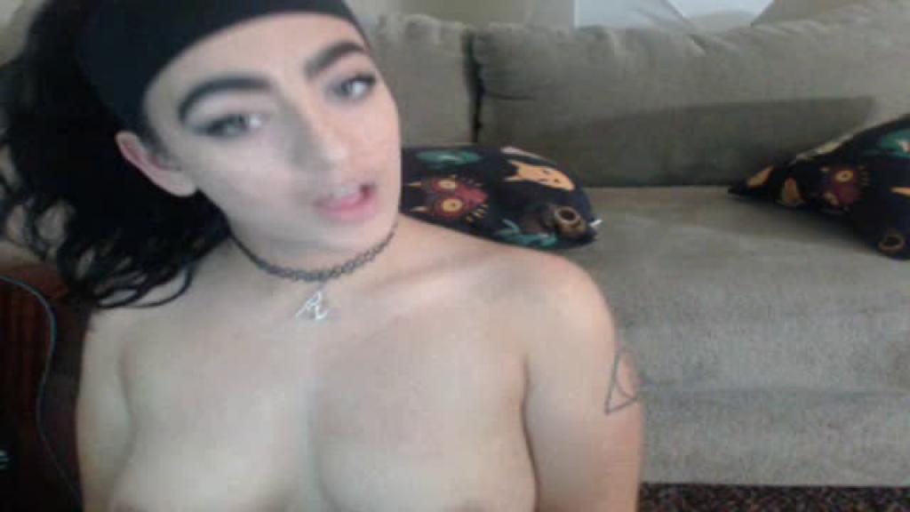 ivyfaye webcam [2016/12/11 05:20:28]