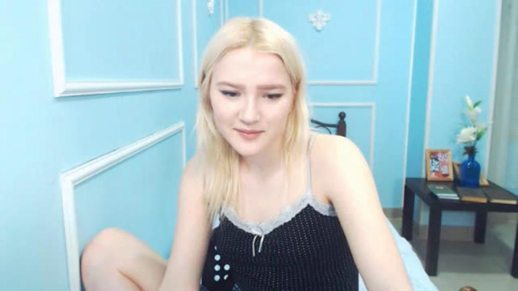 johannajo Feet Show [2017/06/07 - 23:30:58]