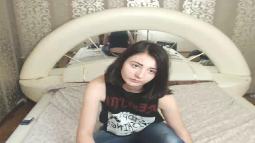 avrorra Squirt Show [2017/06/17 - 16:40:30]