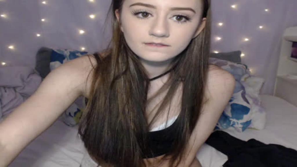 xcordeliadore MyFeeCams Video [2017/05/07 - 04:00:27]
