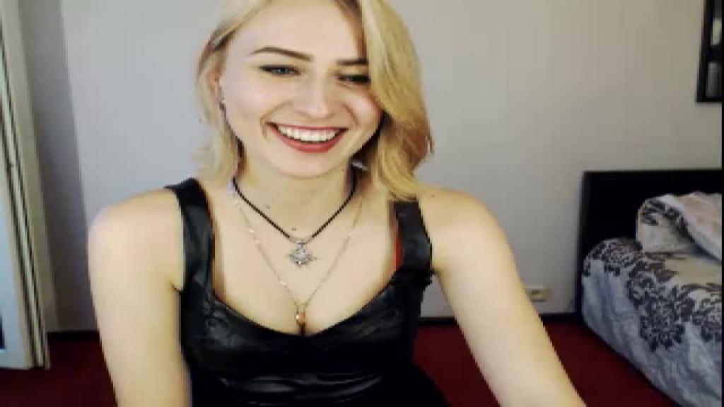 klubnichka Doggy [2017/05/07 - 16:25:08]