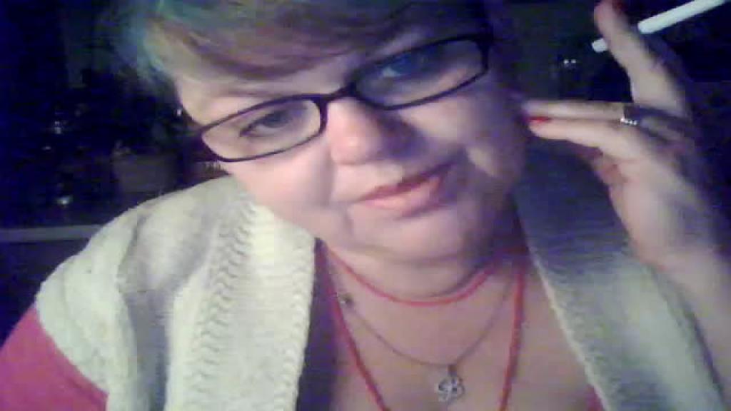 kruszynka743 ManyVids Webcam [2017/07/07 - 22:16:54]