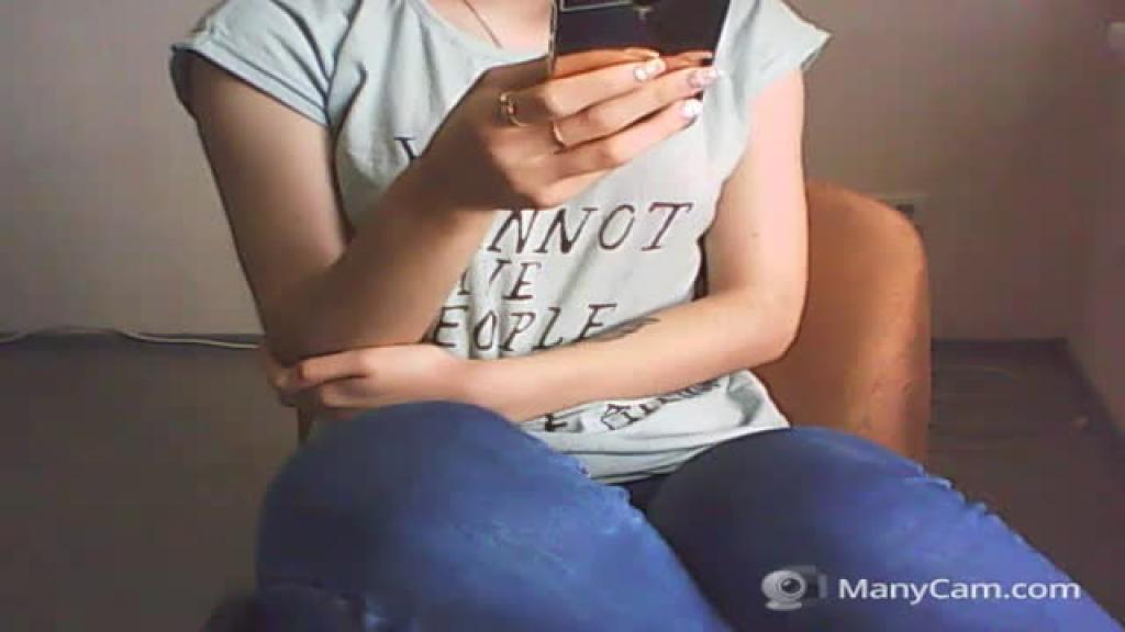 aaangellll recorded [2017/05/08 10:16:10]