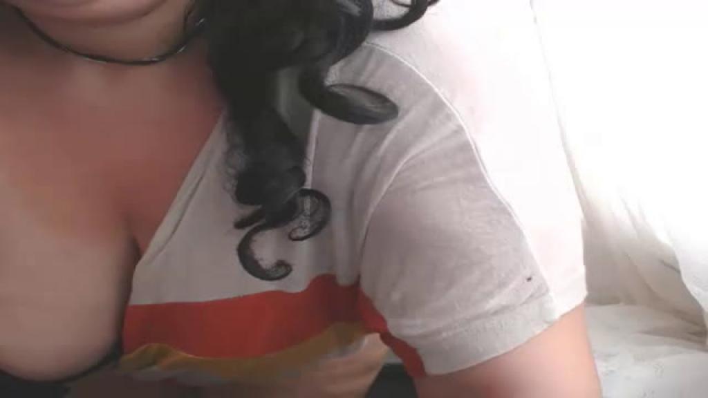 h0txaishwarya304 Booty Webcam [2017/06/14 - 12:20:56]