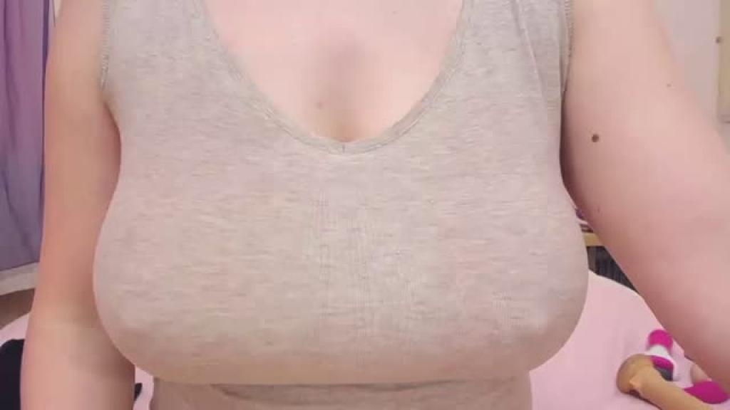 adrianareinamo Feet Video [2017/05/01 - 04:56:09]