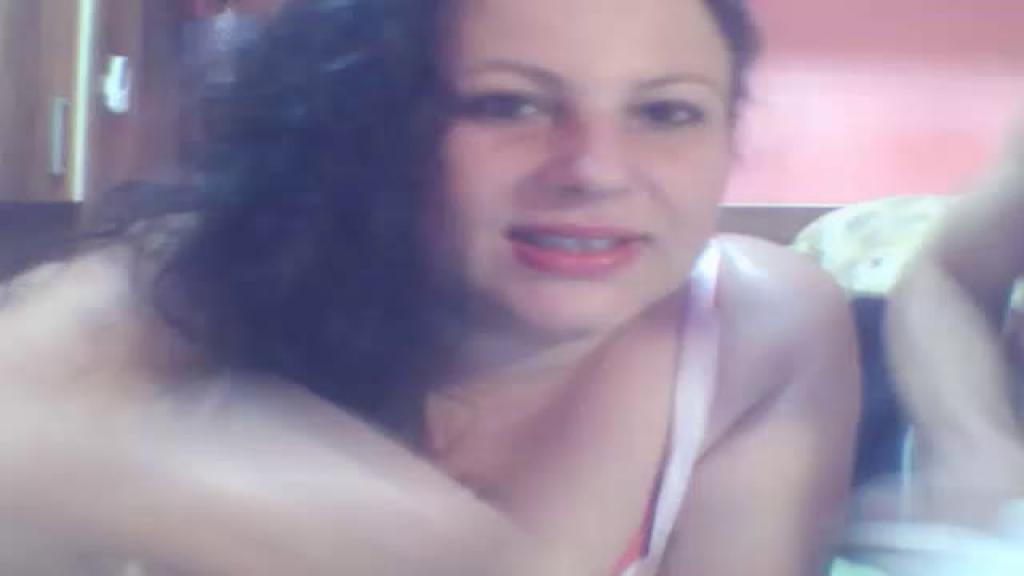 ellie_maxx
