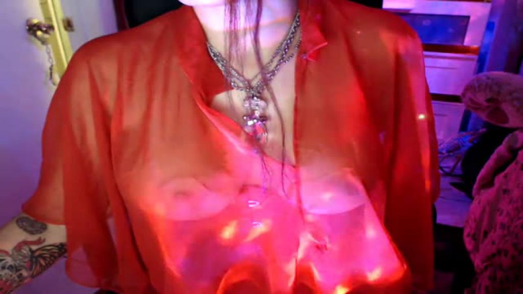 nikol_drago69 webcam [2016/11/23 07:56:52]