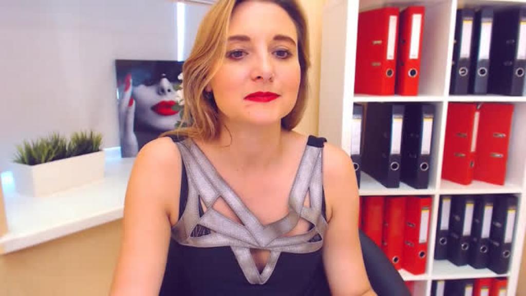 prettilipsmonik