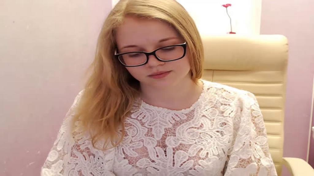 blond_cute Fingering Show [2017/04/28 - 14:20:29]