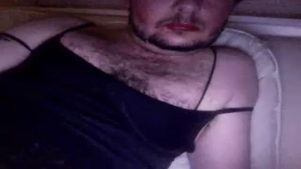worthlesshairycdwhore
