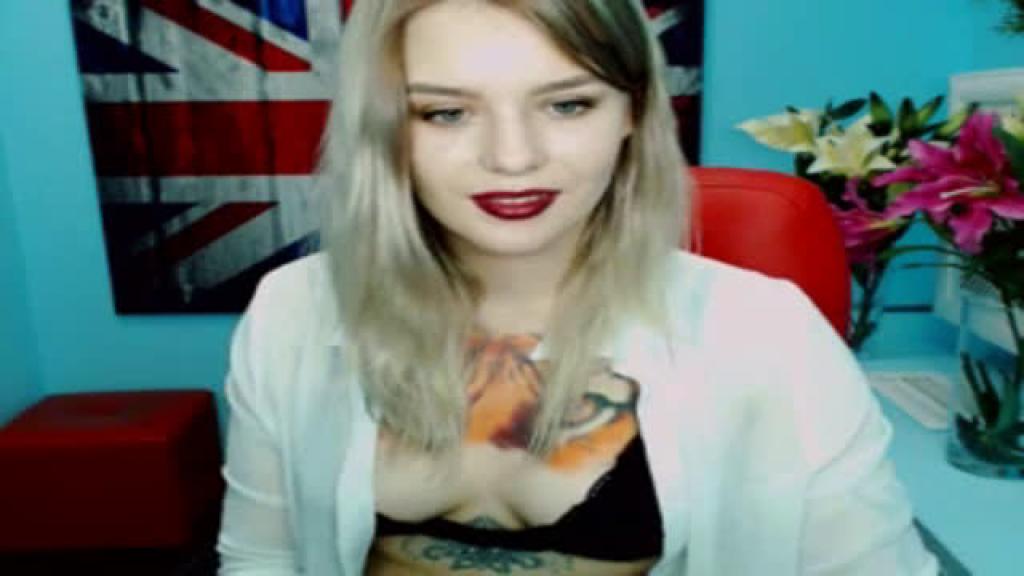 queenelizaxxx
