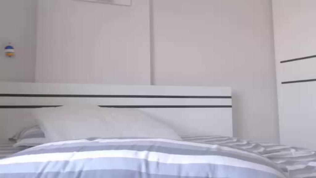 everhigh Cam Show [2017/05/25 - 04:17:24]