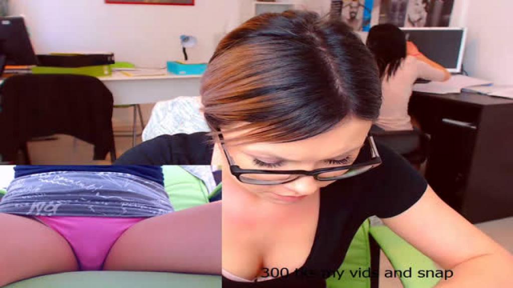 wild_desiree Camwhore Webcam [2017/05/15 - 15:46:32]