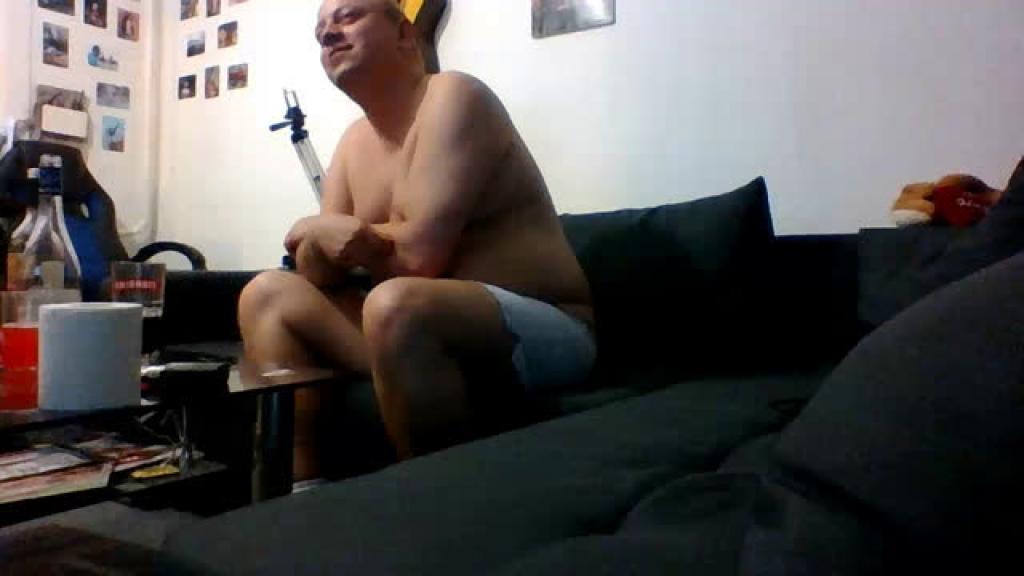 xxsandro19xx recorded [2017/05/26 00:16:08]