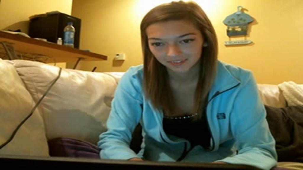 meeeeee6969 webcam [2016/11/22 03:21:42]