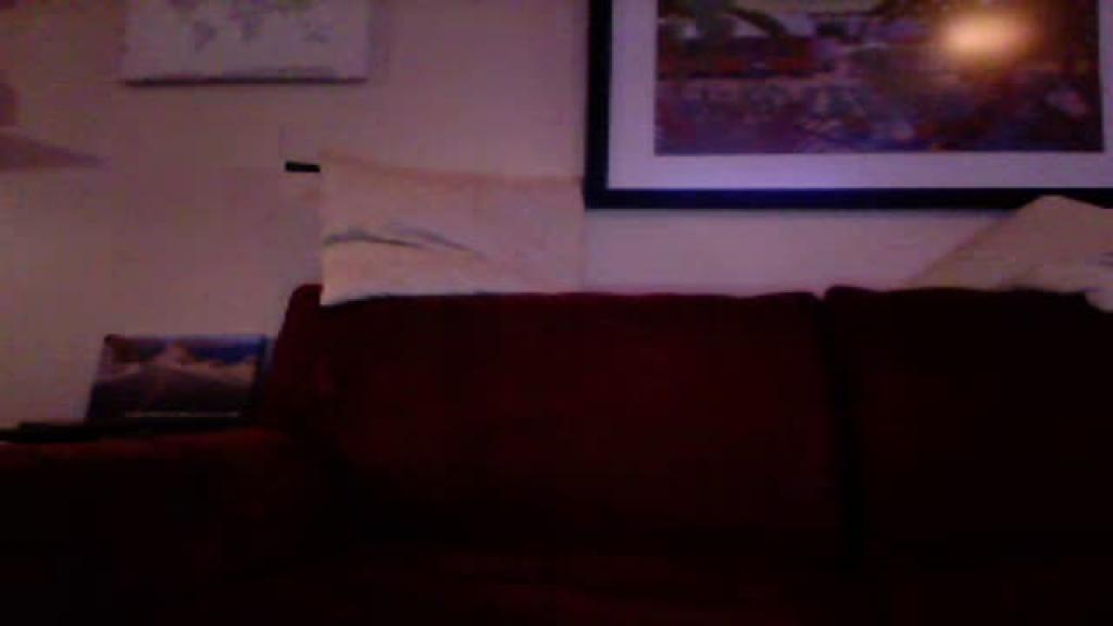 speedymonica webcam [2016/12/06 22:11:25]
