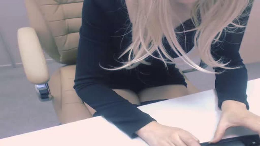 playvamp Blowjob Show [2017/06/17 - 16:00:43]