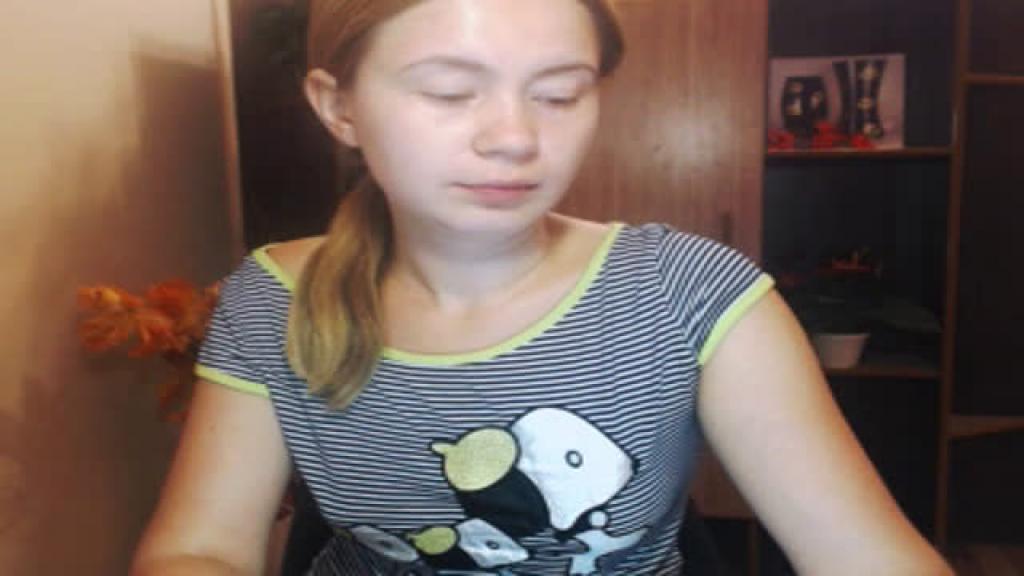 natali_kenny Download Webcam [2017/07/02 - 04:49:30]