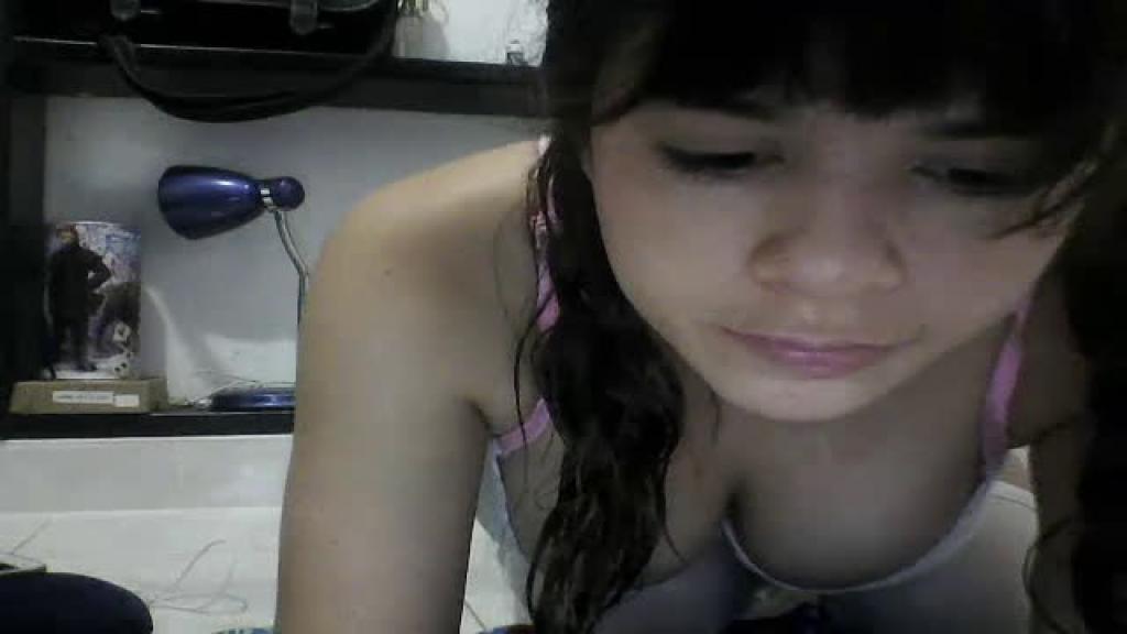 lollipop13 Fingering Webcam [2017/05/17 - 22:31:11]