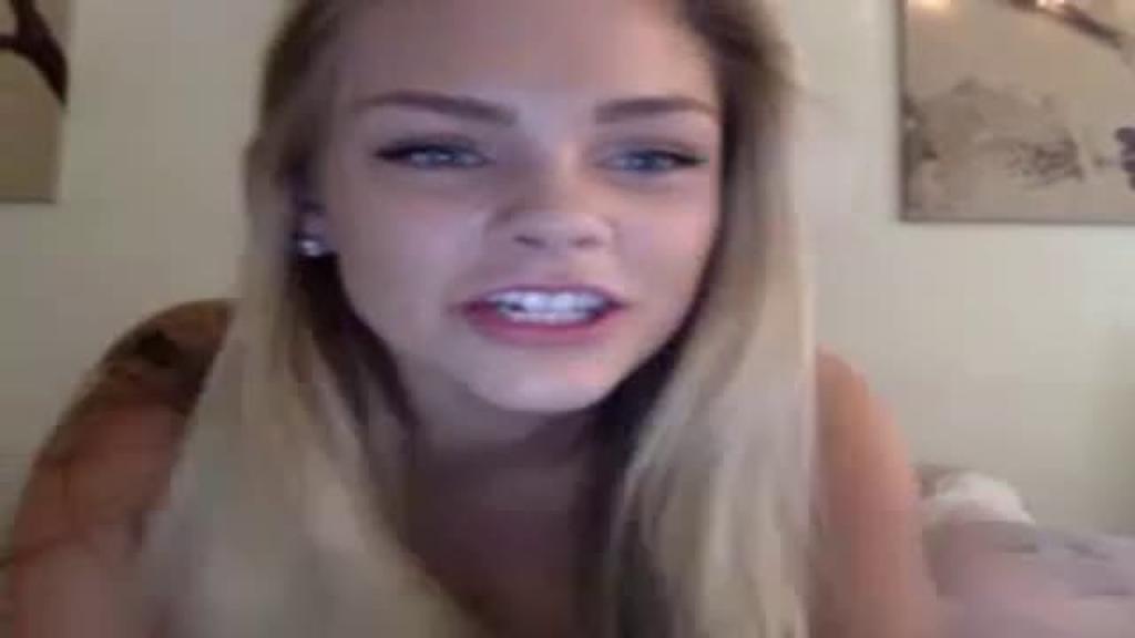 collegeqt101 Sucking Movie [2017/06/16 - 20:51:03]