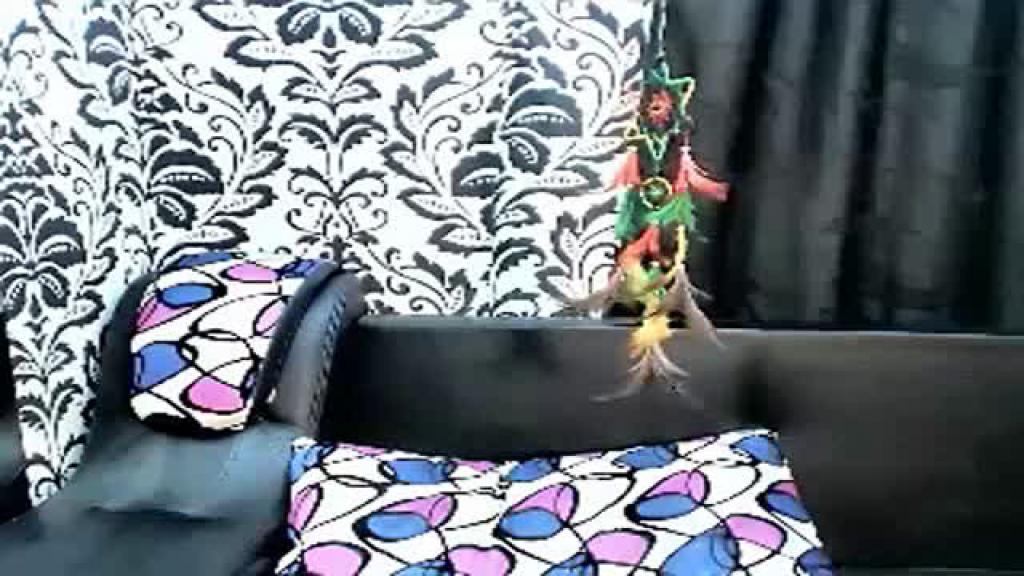 sexyalejahot Topless Video [2017/07/15 - 06:00:54]