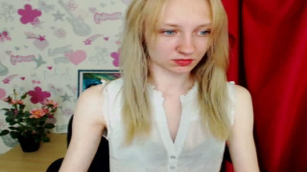 albafoxxyy CamWhore Movie [2017/07/17 - 21:40:26]