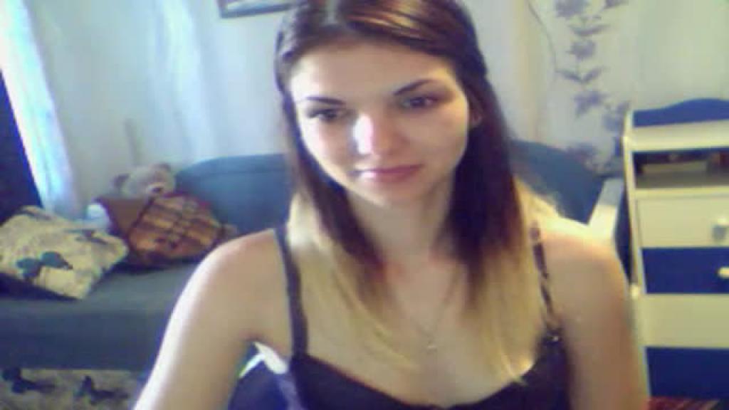 ella_berry Premium Webcam [2017/06/19 - 16:50:24]