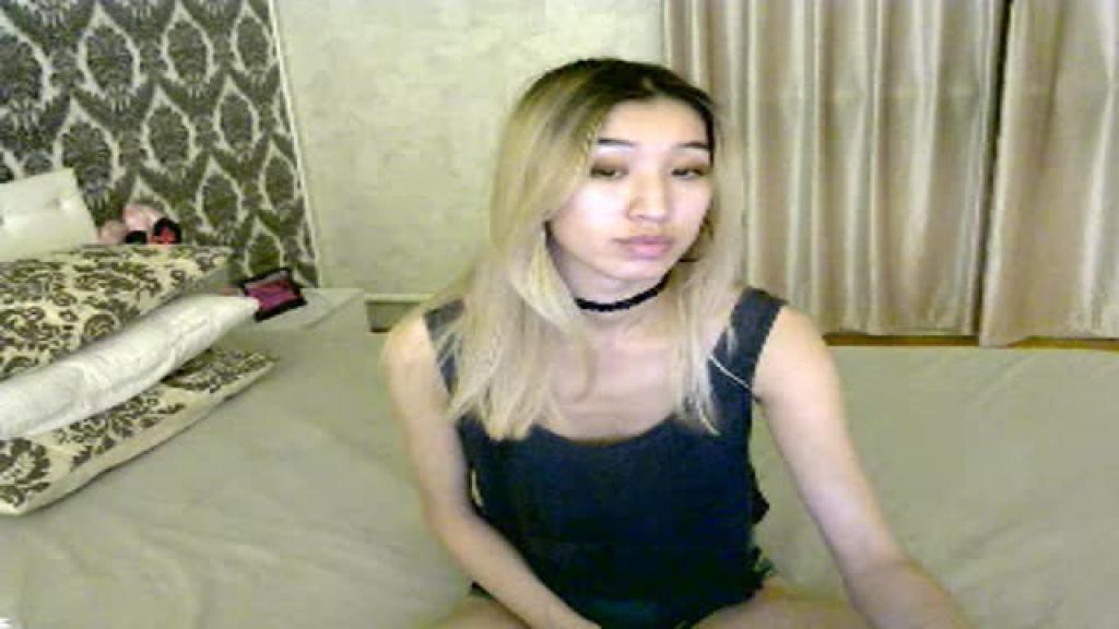 blondegia naked [2016/10/23 19:49:17]