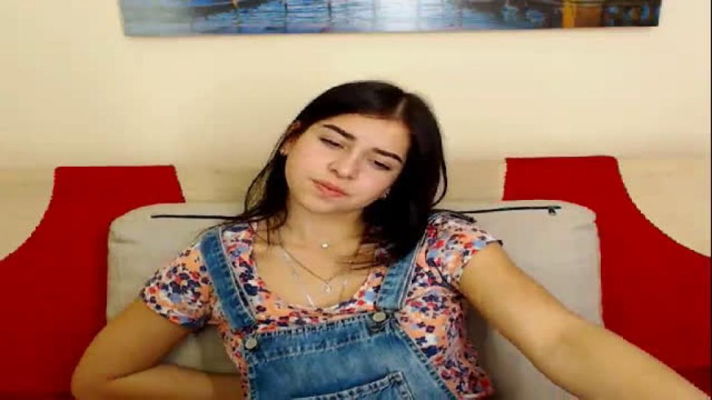 kathrynlamber Topless Movie [2017/06/06 - 15:10:42]