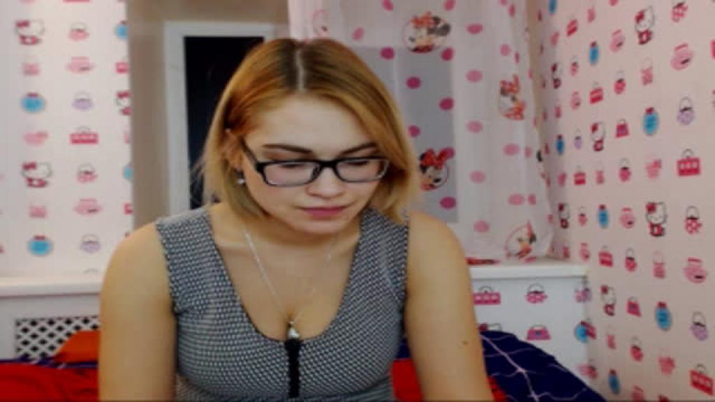 lovelyhemera show [2017/01/27 18:55:53]