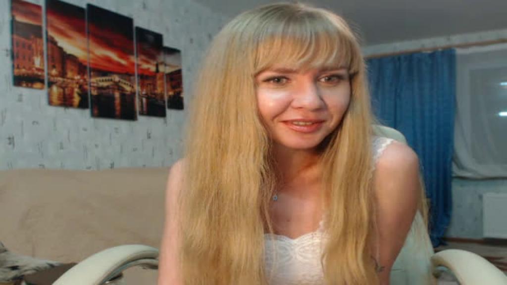 nicolettfox Spanking [2017/06/04 - 21:46:01]