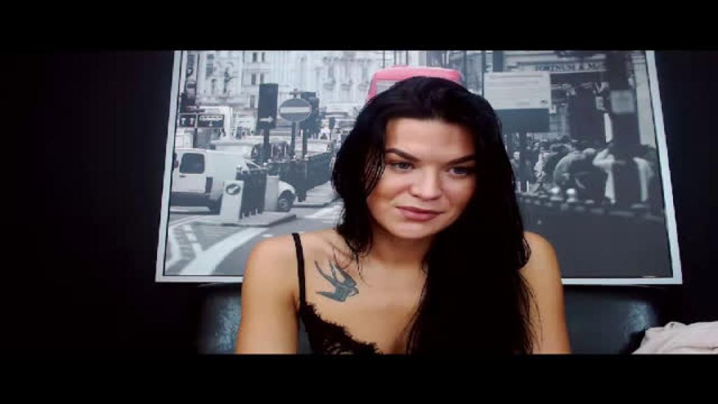 annajanes Topless Video [2017/07/05 - 00:51:15]