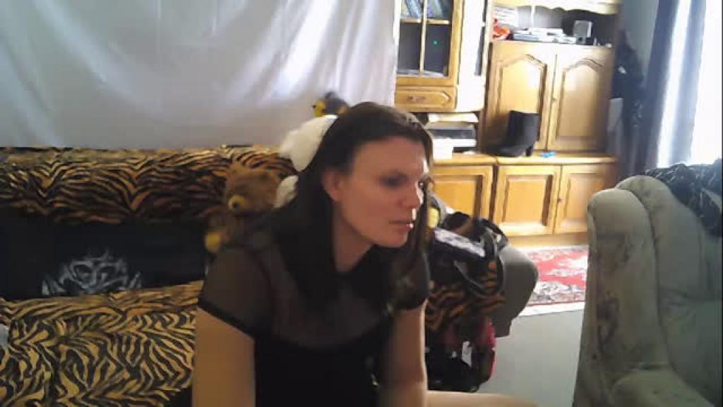 denina_dennise Twerking Webcam [2017/05/11 - 10:50:52]