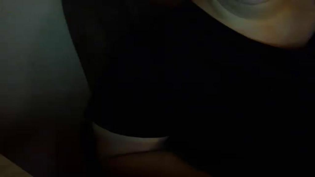 geilesie32 nude [2016/10/13 19:21:50]
