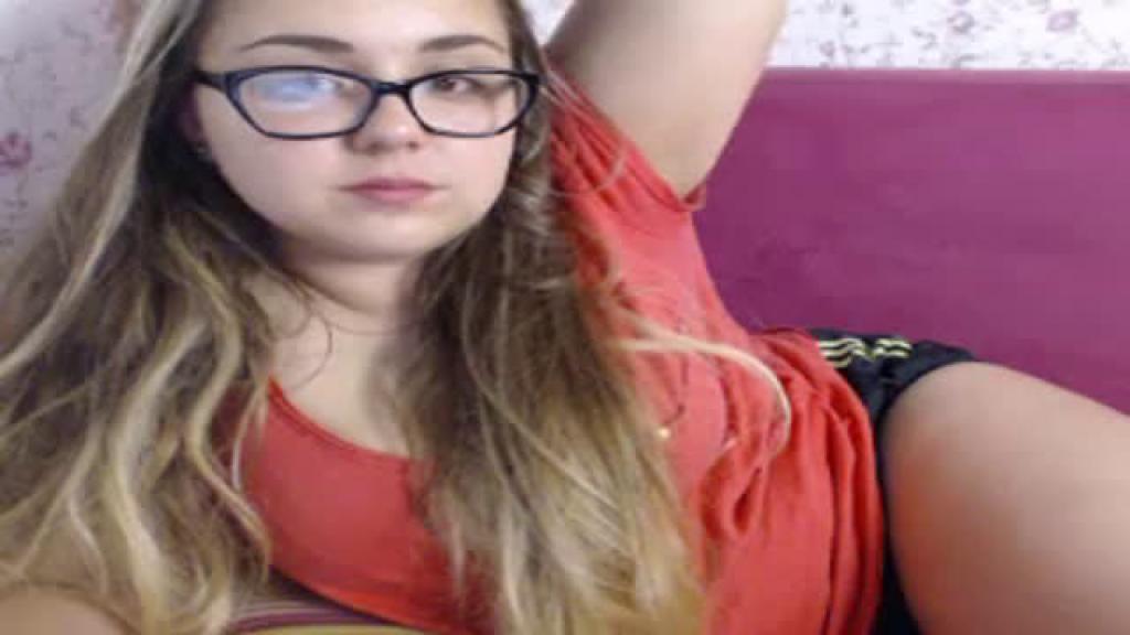 xo_selena Hardcore Video [2017/07/07 - 13:20:32]