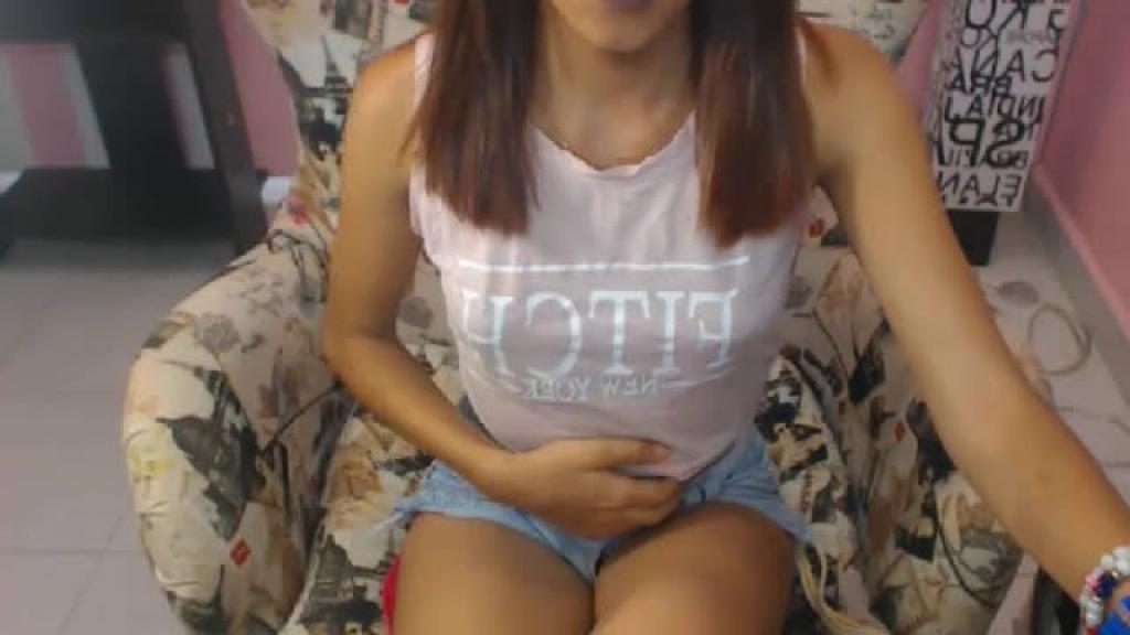 sexylaura webcam [2017/03/05 13:20:27]