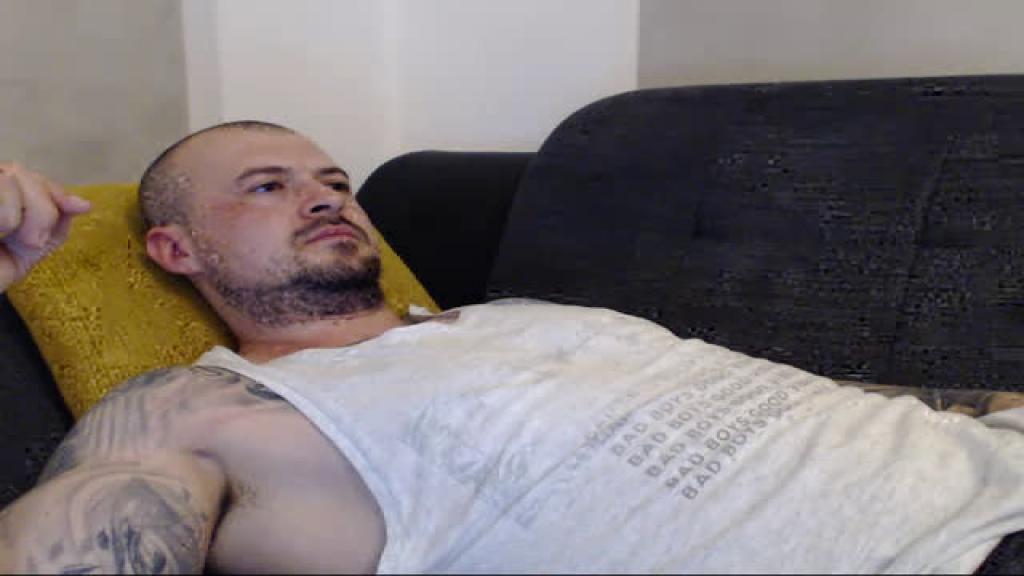 aron_taylor Nude Movie [2017/04/14 - 22:25:00]