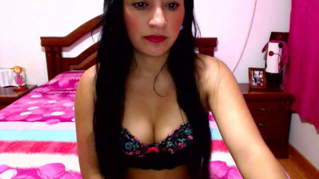 jassminne porno [2017/01/18 16:50:43]