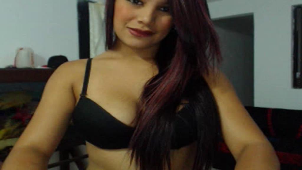 valeriarodriguez Strap Movie [2017/07/17 - 02:03:54]