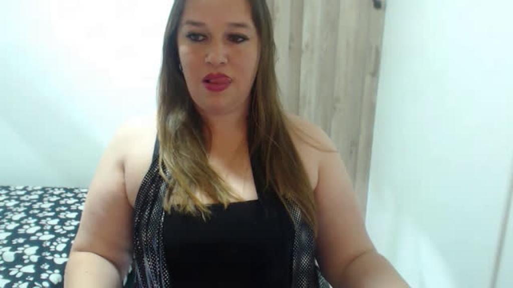 emillybigtits Pornhub Show [2017/06/10 - 15:32:36]