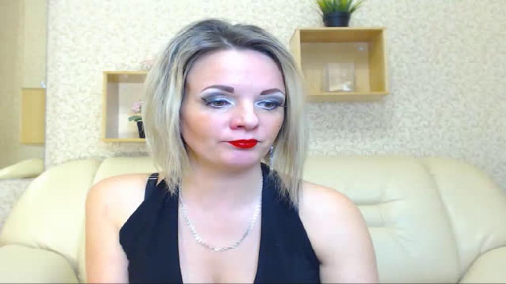kristinablondyx recorded [2017/01/08 17:40:28]