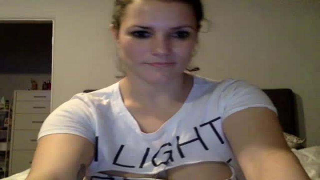 traciemaybe recorded [2017/01/07 09:25:28]