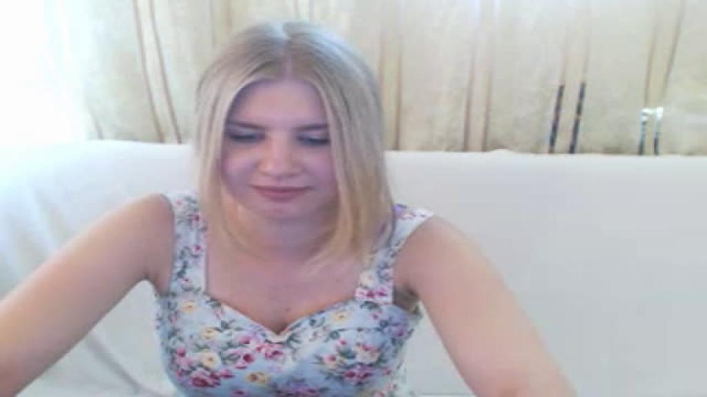 cutie_bonnie MyFeeCams Video [2017/07/05 - 05:01:06]