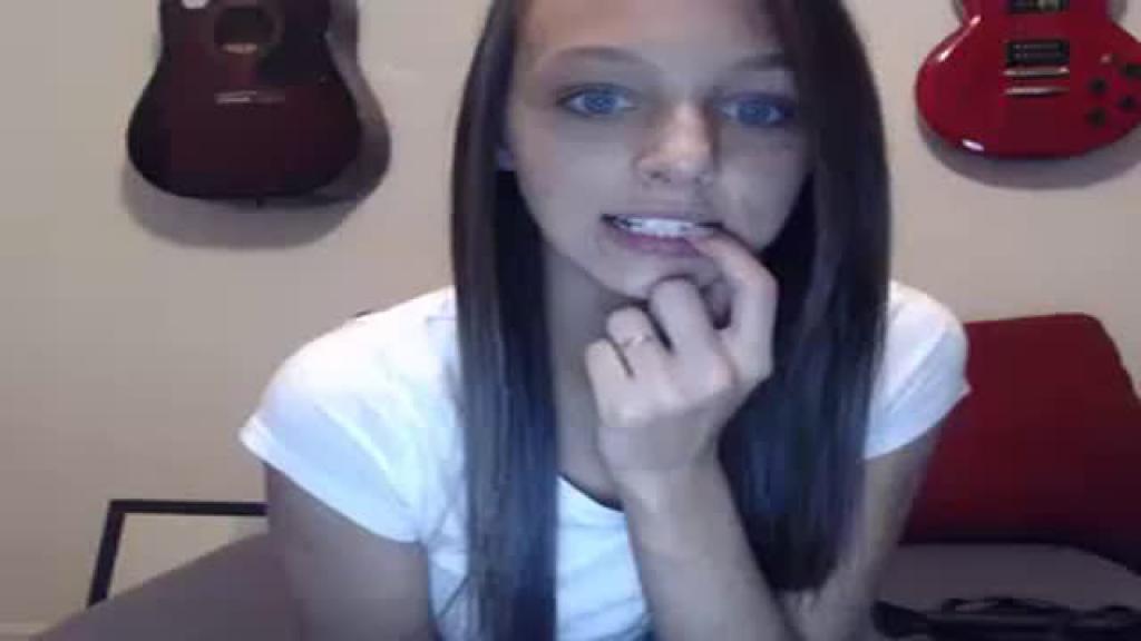 hi_cut_cutie video [2016/11/27 03:30:17]