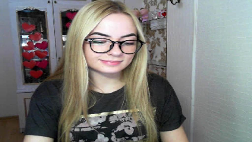 amalia_goldie adult [2017/04/03 06:20:53]