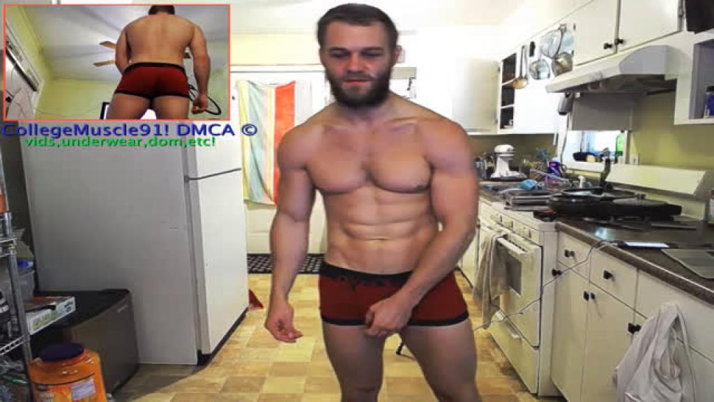 collegemuscle91 Boobs Show [2017/05/10 - 19:15:15]