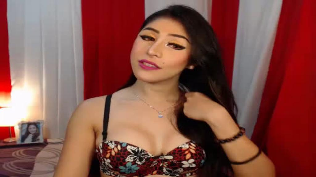 thequeenisback